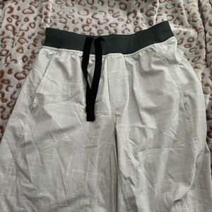 men’s lululemon shorts